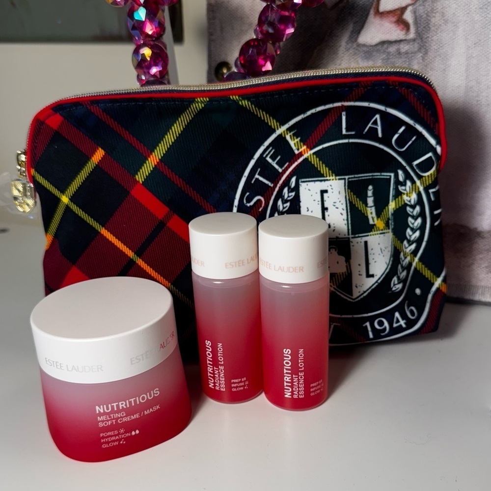 Estee Lauder Cream Skincare Mask w:Free Cosmetic Bag and Essence Lotion New